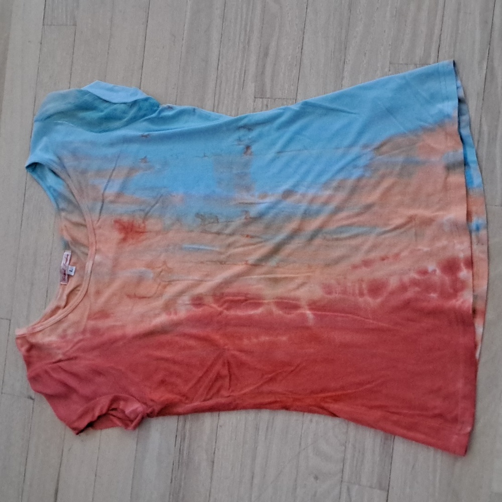 Casual freedom tshirt size L
